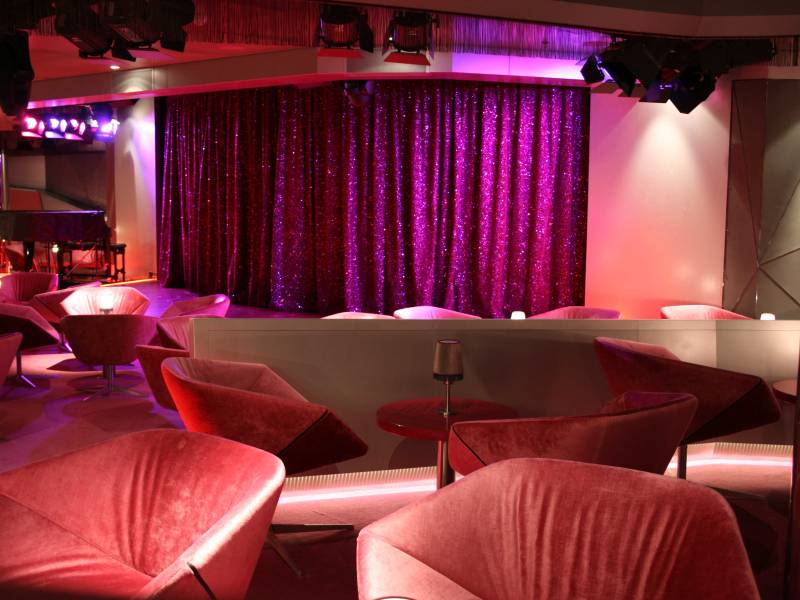 AIDAperla - Night Fly | Kleinkunstb&uuml;hne-kostenpflichtig, Deck 6