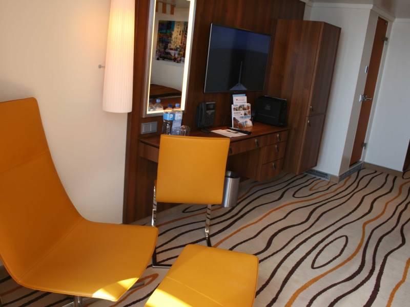 AIDAperla - Panoramasuite | Wohnbereich