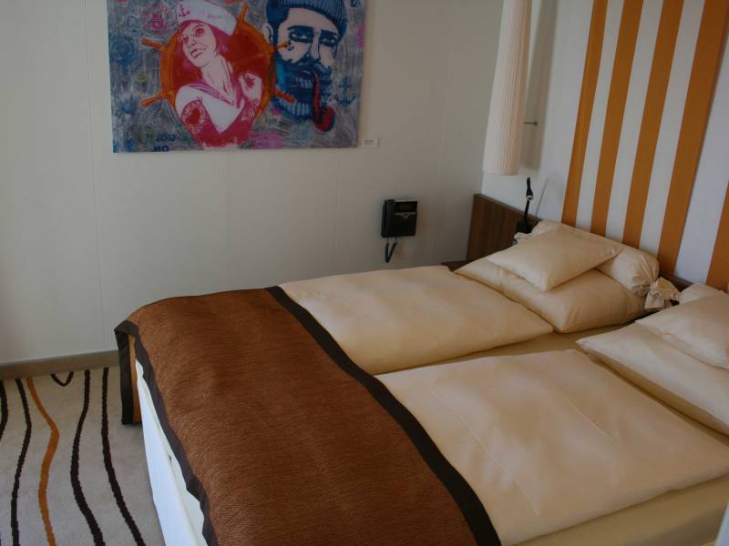 AIDAperla - Deluxe Suite | Schlafbereich